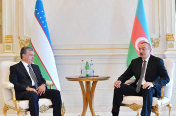 Azerbaijani, Uzbek leaders hold phone conversation
