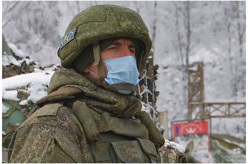 Russian Defense Ministry denies reports that peacekeepers encircled in Karabakh