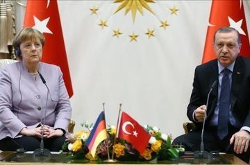 Erdoğan tells Merkel Turkey wants to turn over new page