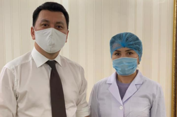 Presidential Aide vaccinated with Kazakhstani Covid-19 vaccine
