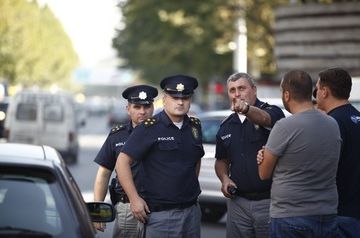 Georgian police detain 21 citizens during Melia&#039;s arrest