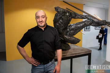 Sculptor Aydin Zeynalov’s exhibition in Moscow (photo report)