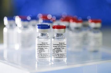 Former top EU official calls for purchasing Russian vaccine after EMA’s review