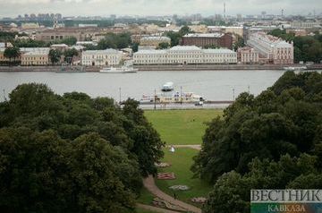 Riverboat rammed bridge in St. Petersburg 