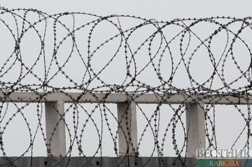 Five prisoners screw off door locks to escape from detention center outside Moscow