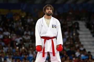 Azerbaijani karateka Rafael Aghayev reaches semifinals at Tokyo Olympics