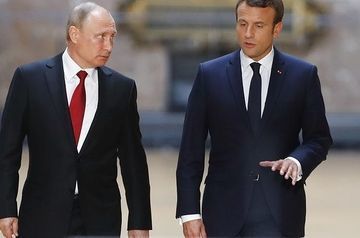 Putin, Macron exchange views on internal Ukrainian crisis: Kremlin 
