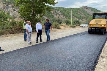 Will Armenia build new road further from border with Azerbaijan?
