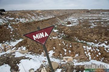 Azerbaijani border guard injured due to mine explosion in Zangilan