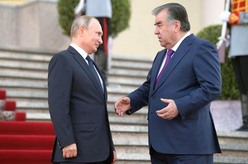 Putin and Rakhmon discuss Afghanistan by telephone