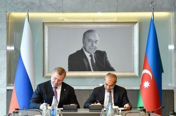 Azerbaijan and Russia’s Astrakhan sign action program to develop co-op (PHOTO)
