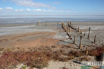 Lake Van shrinks as climate crisis fuels water retreat