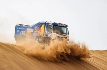 Russian crew wins Stage 1 of 2022 Dakar Rally in truck category