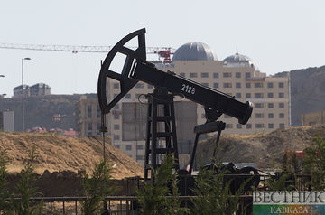 Azerbaijani oil reaches $100 per barrel
