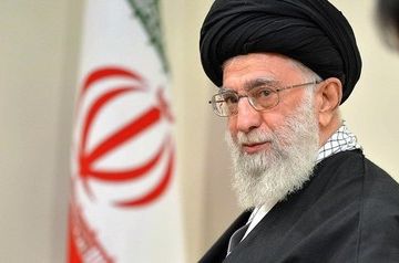Khamenei: Iran not to abandon peaceful nuclear program