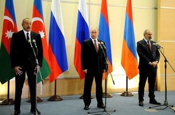 Putin holds phone talks with Aliyev and Pashinyan