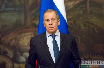 Lavrov: Russia calls for providing security guarantees to Moscow, Kiev, Europe