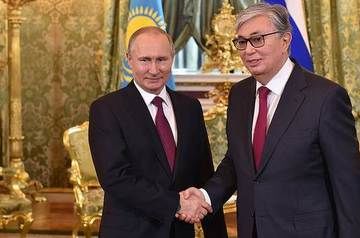 Putin, Tokayev discuss situation in Ukraine 