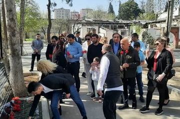 Georgian delegation honors memory of civilians killed in Ganja