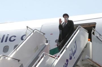 Iranian President begins his official visit to Oman