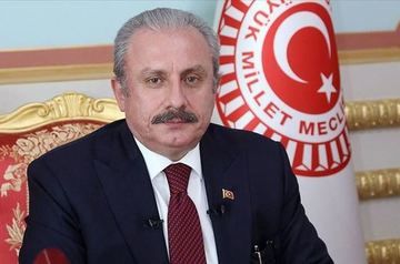 Speaker of Turkish Grand National Assembly arrives in Baku