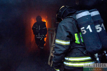 Firefighters extinguish fire at Tbilisi used car market