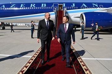 Ilham Aliyev arrives in Kyrgyzstan for state visit