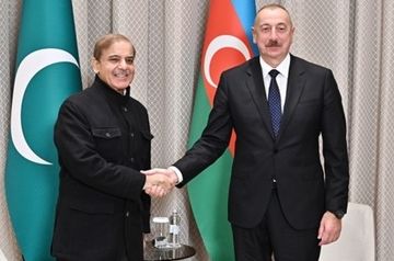 Ilham Aliyev invites Pakistan PM to visit Azerbaijan
