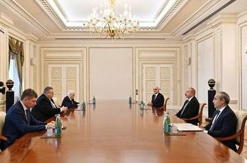 Ilham Aliyev receives Russia&#039;s Deputy Prime Minister