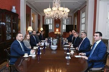 Azerbaijan, Armenian FMs meet in Washington