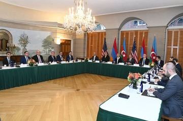 Armenian and Azerbaijani top diplomats agree to hold another meeting