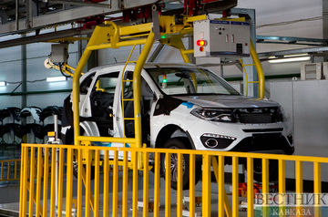Auto production in Russia falls to record low