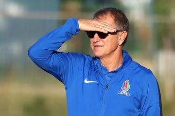 Head coach of Azerbaijani national team stays  