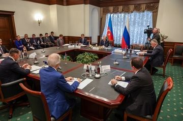 Russia and Azerbaijan agree on land and air transport sectors