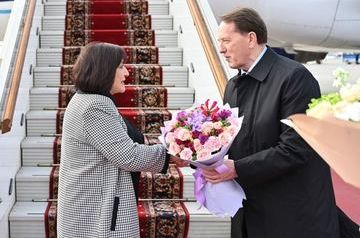 Parliament speaker of Azerbaijan arrives in Moscow