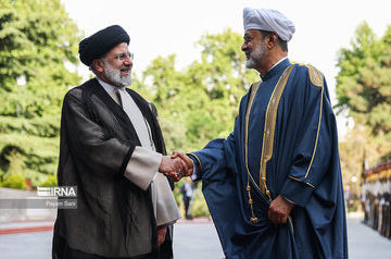 Iran and Oman plan to sign strategic cooperation deal