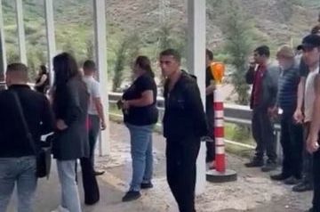 Armenian serviceman not allowed to pass through Lachin checkpoint to Khankendi