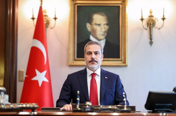 New Turkish Foreign Minister holds first conversation with Sergey Lavrov