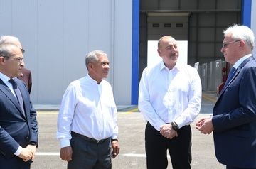 Head of Tatarstan visits Azerbaijan