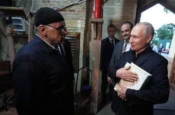 Putin: Disrespect for Quran is crime in Russia