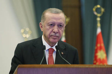 Erdoğan calls on Turkish people to get rid of &quot;shameful constitution&quot;