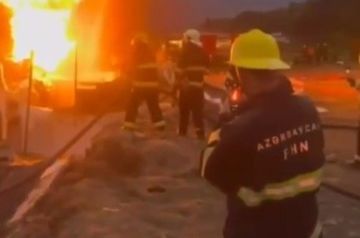 Azerbaijani firefighters extinguish fire in Khankendi