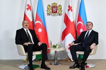 Irakli Garibashvili discusses regional problems with Ilham Aliyev