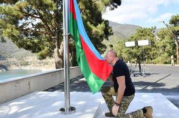 Ilham Aliyev raises national flag of Azerbaijan in Khankendi