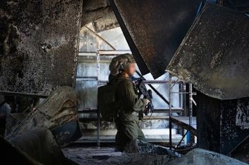 Israeli army continues battles in Gaza