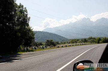 Georgia builds new road to border with Azerbaijan