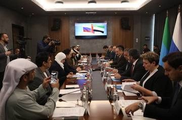 Melikov receives delegation from UAE