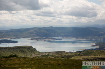 Armenia destroys 10 reservoirs in Azerbaijan