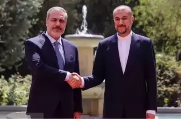 Iranian and Turkish FMs discuss Gaza events