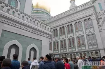 Muslims around the world celebrate Eid al-Adha - holiday of sacrifice